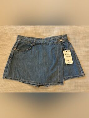 H&M Light Blue Denim Jeans